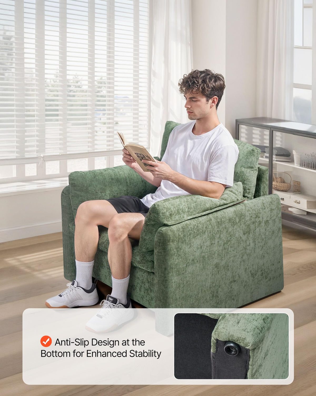 Oversized Green Accent Chair with Padded Arms Q4012
