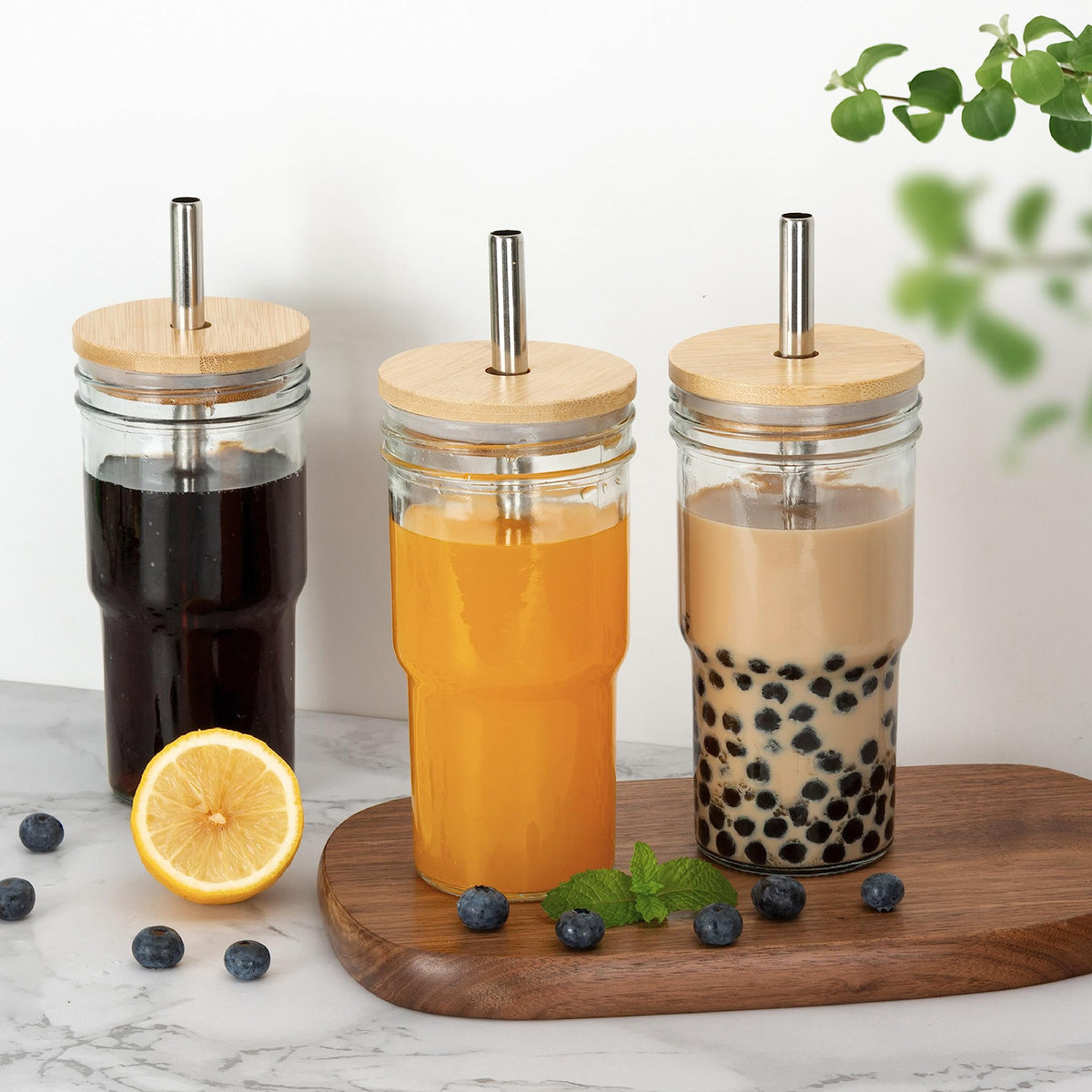 Glass Cups Set of 4 22oz Mason Jar Drinking Glasses with Bamboo Lids & Straws B600